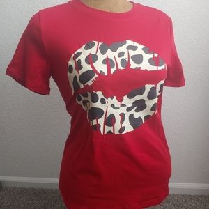 Leopard Kiss Tee
